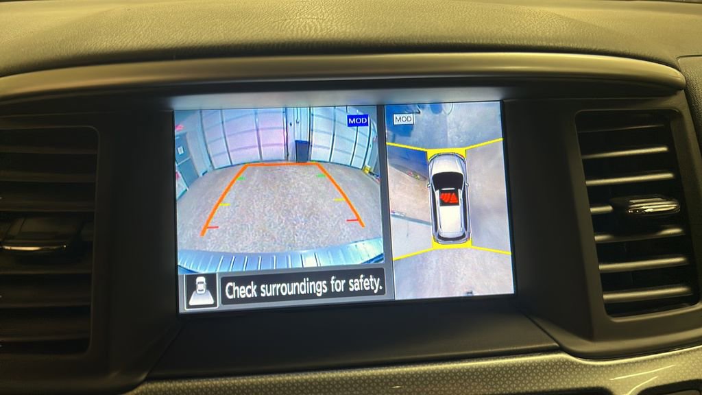 Used 2017 Nissan Pathfinder SL w/ SL Tech Package image 25