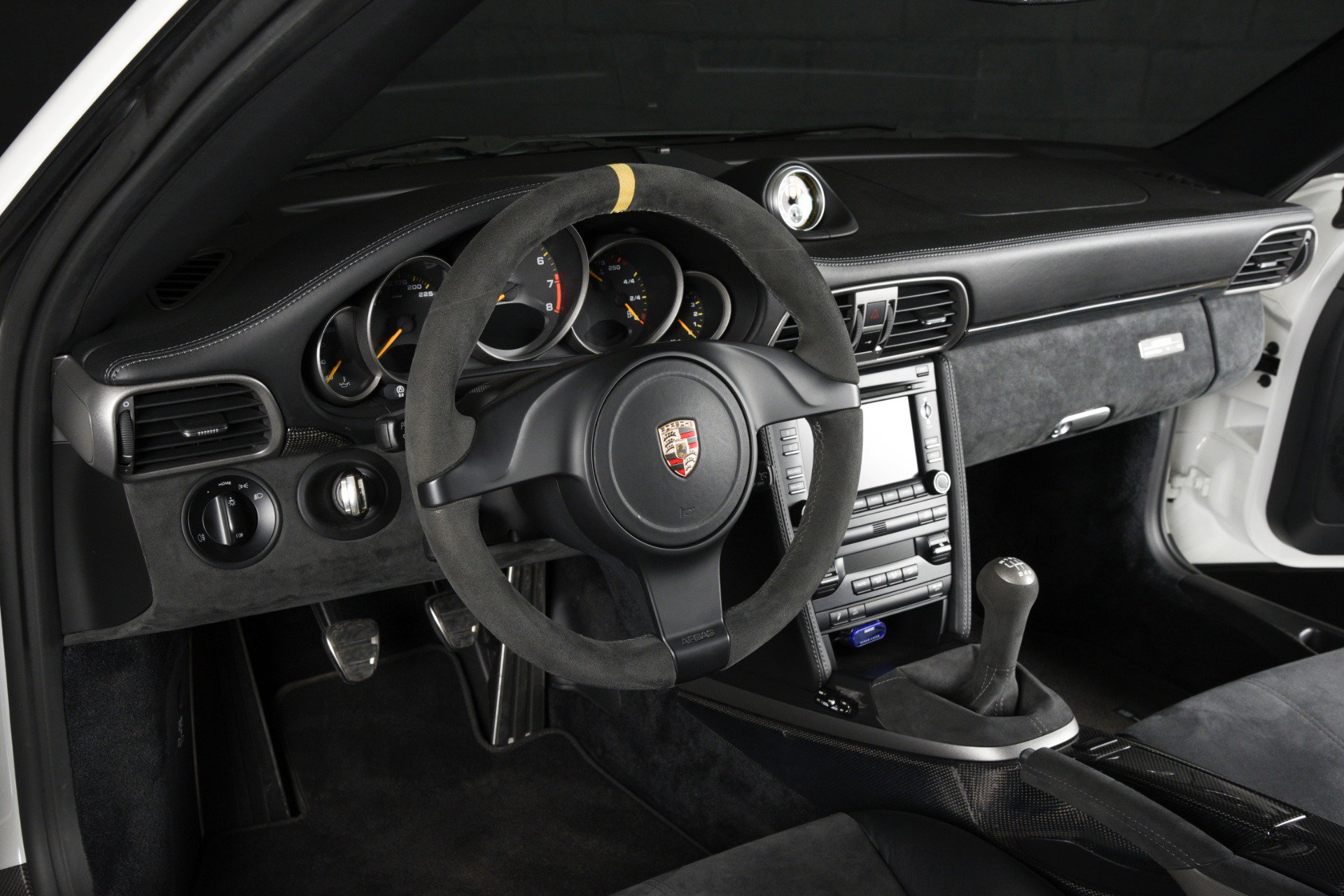 Used 2011 Porsche 911 GT2 RS RWD image 36