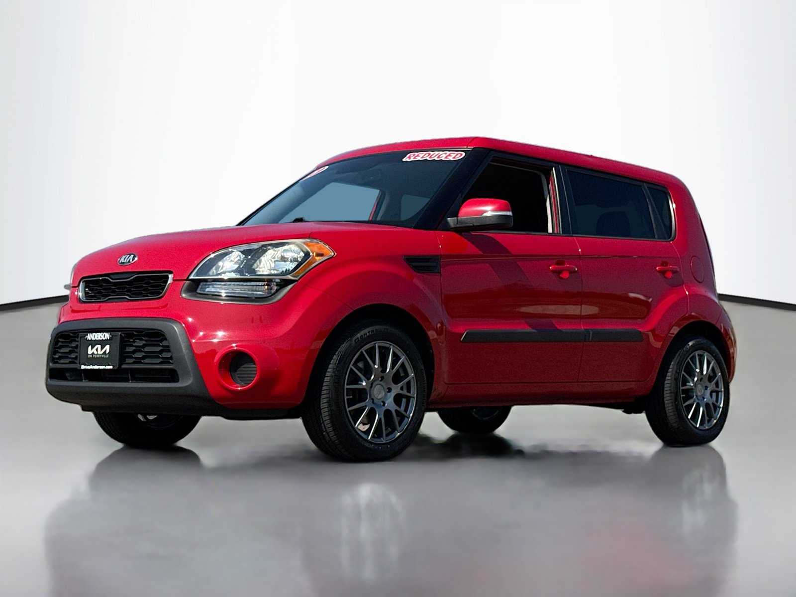 Used 2013 Kia Soul + w/ Audio Pkg FWD image 12