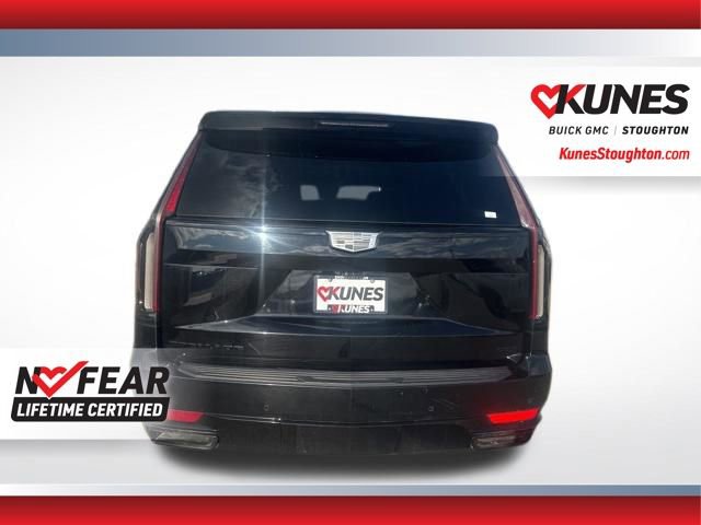 Used 2023 Cadillac Escalade ESV Sport AWD/4WD image 10