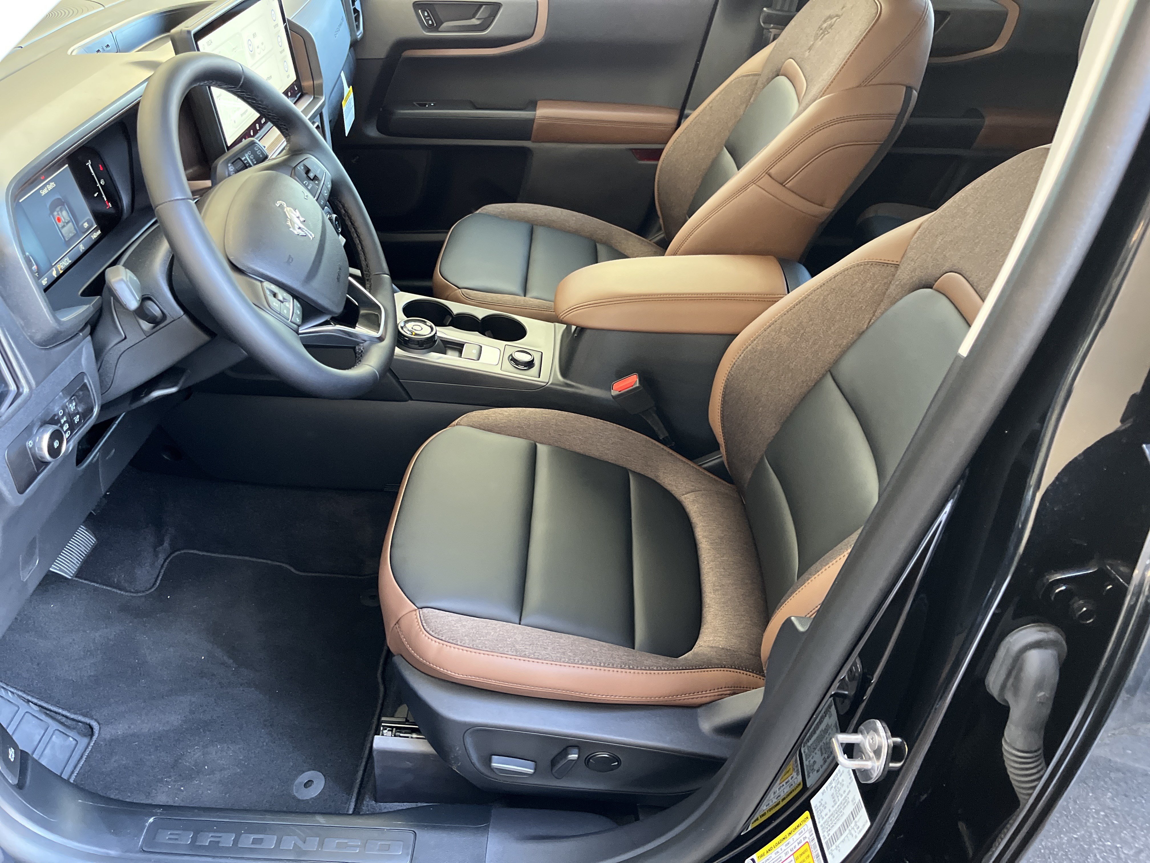 New 2026 Ford Bronco Sport Outer Banks w/ Outer Banks Tech Package+ AWD/4WD image 13