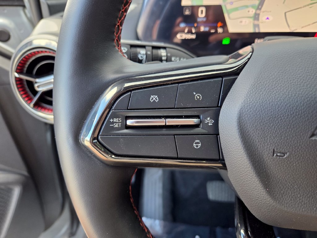 Certified 2024 Chevrolet Equinox EV RS FWD image 28