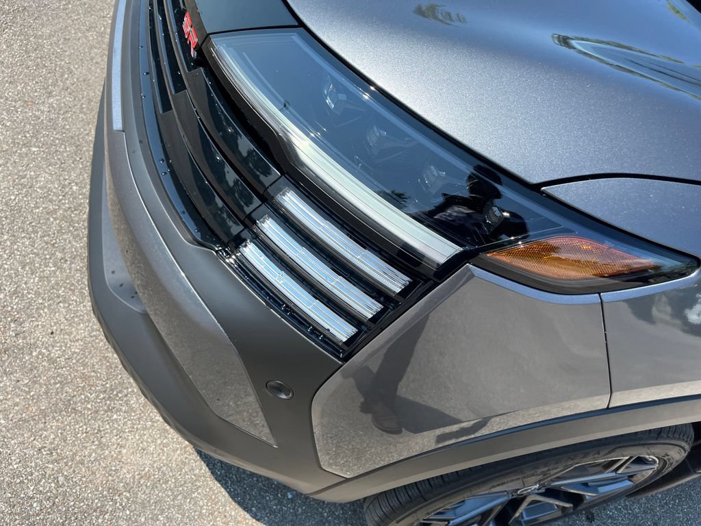 New 2027 Nissan Kicks SR w/ SR Premium Package FWD image 34