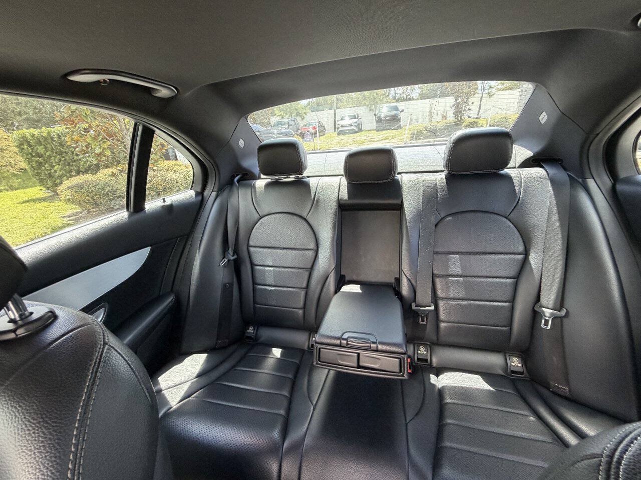 Used 2019 Mercedes-Benz C 300 Sedan image 13