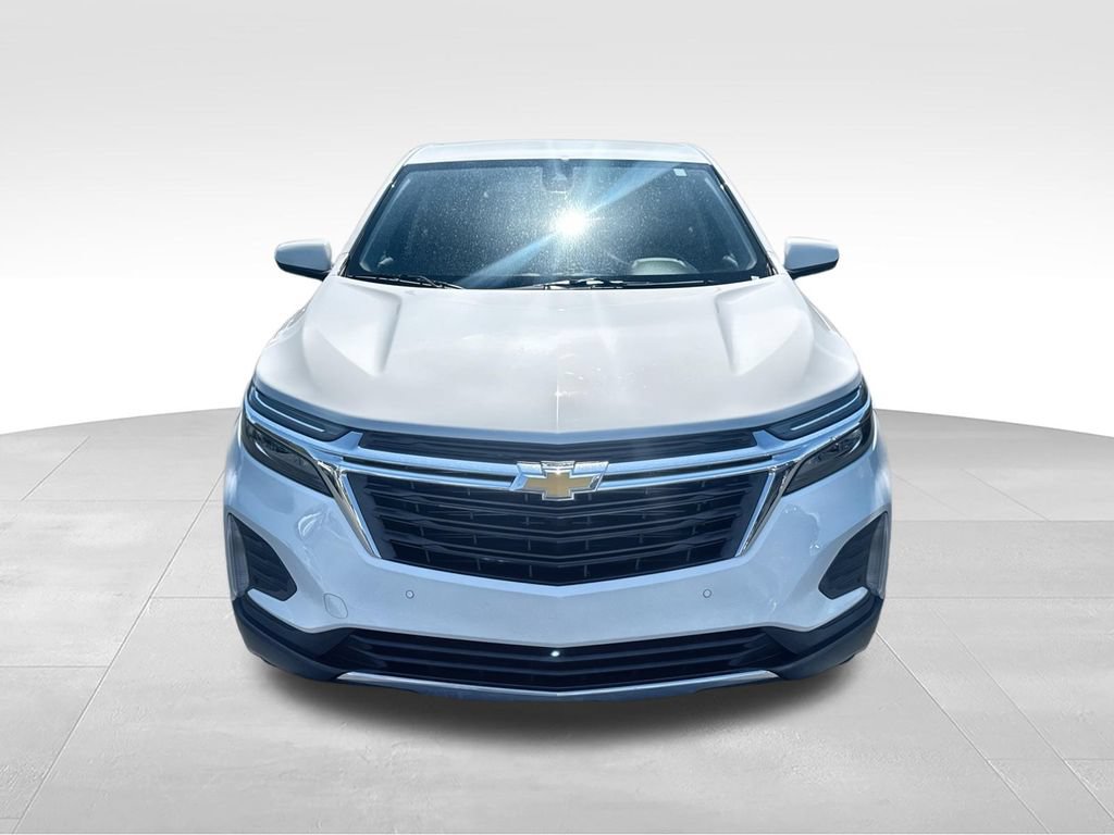 Used 2024 Chevrolet Equinox LT w/ LPO, Floor Liner Package AWD/4WD image 3