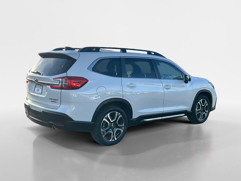 Used 2023 Subaru Ascent Limited w/ Technology Package image 5