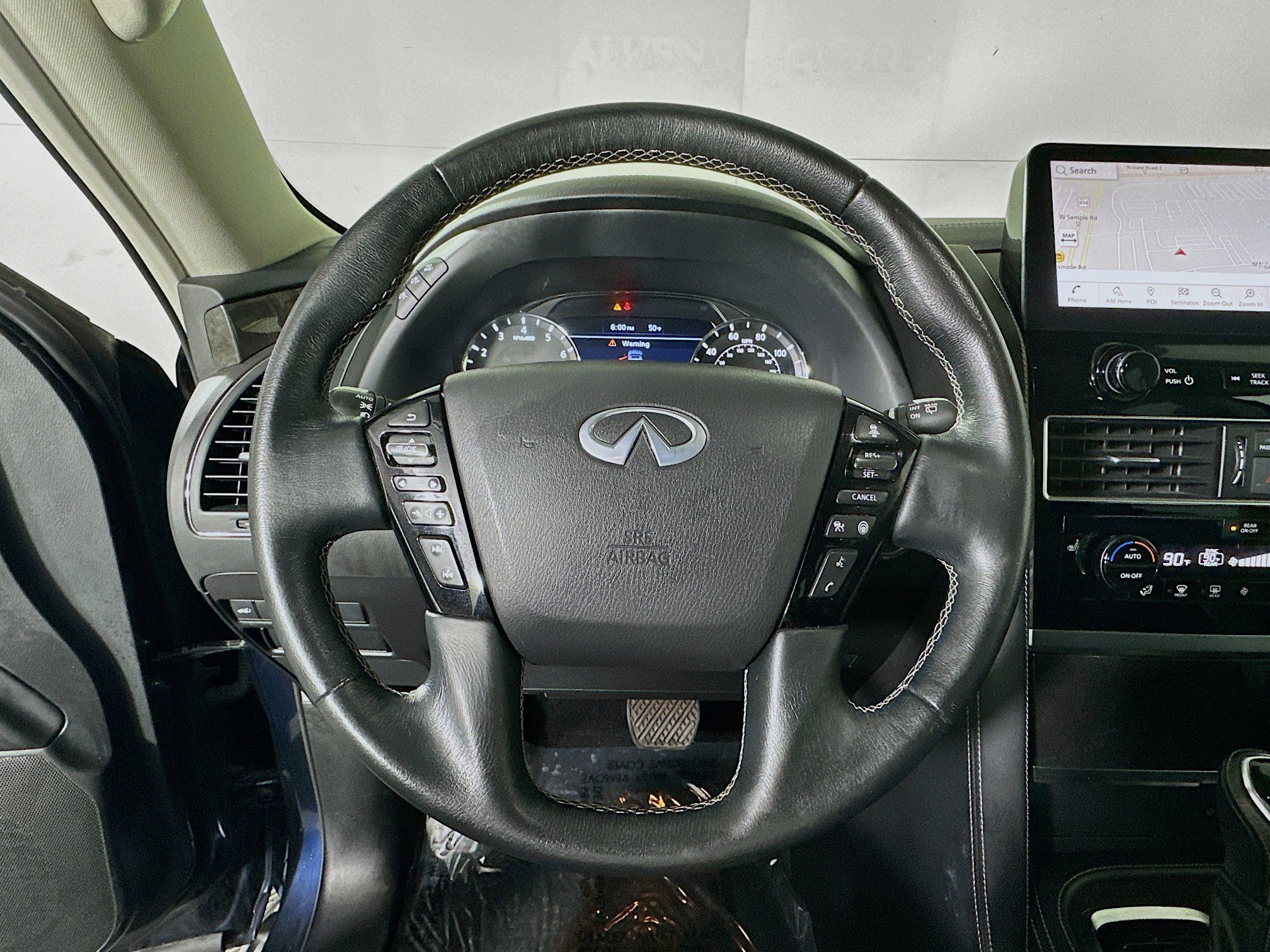 Used 2024 INFINITI QX80 Luxe image 15