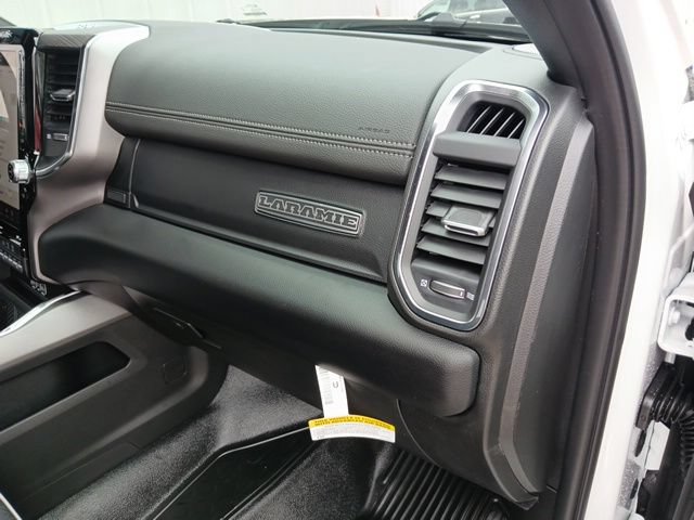 New 2026 RAM 5500 4x4 Crew Cab w/ Laramie Trim Package image 24