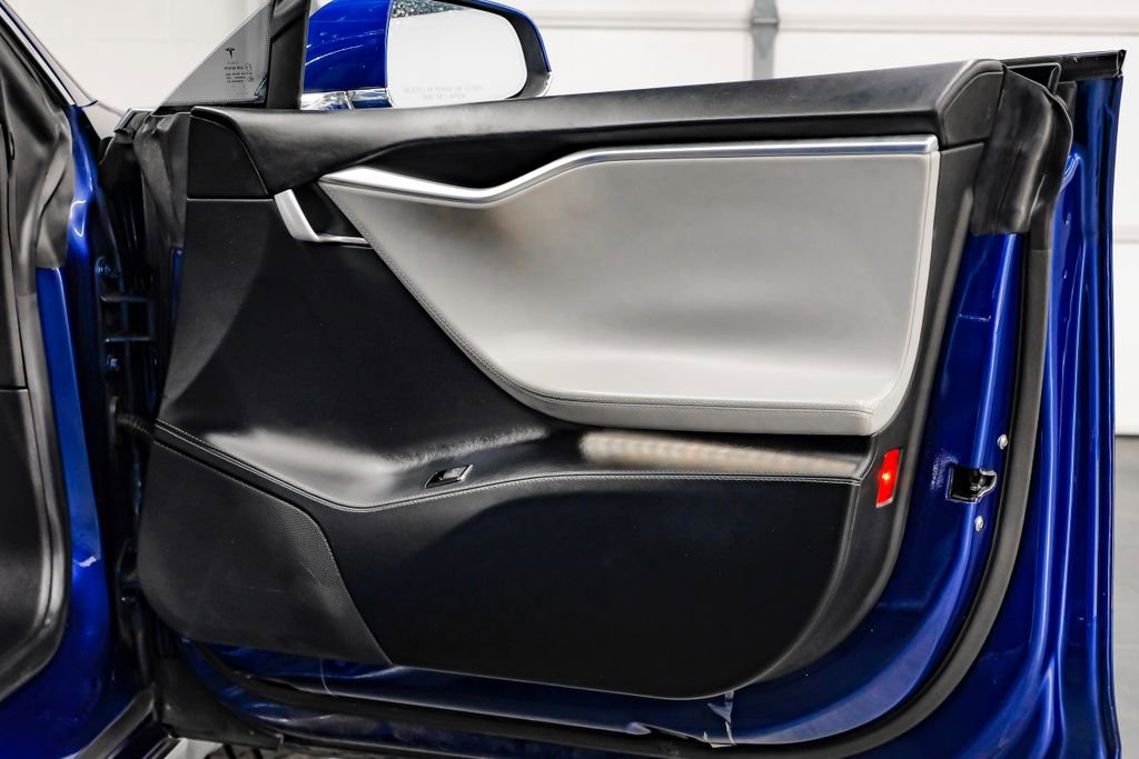 Used 2016 Tesla Model S 70 image 48