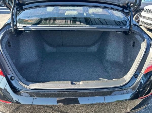 Used 2018 Honda Accord EX image 15
