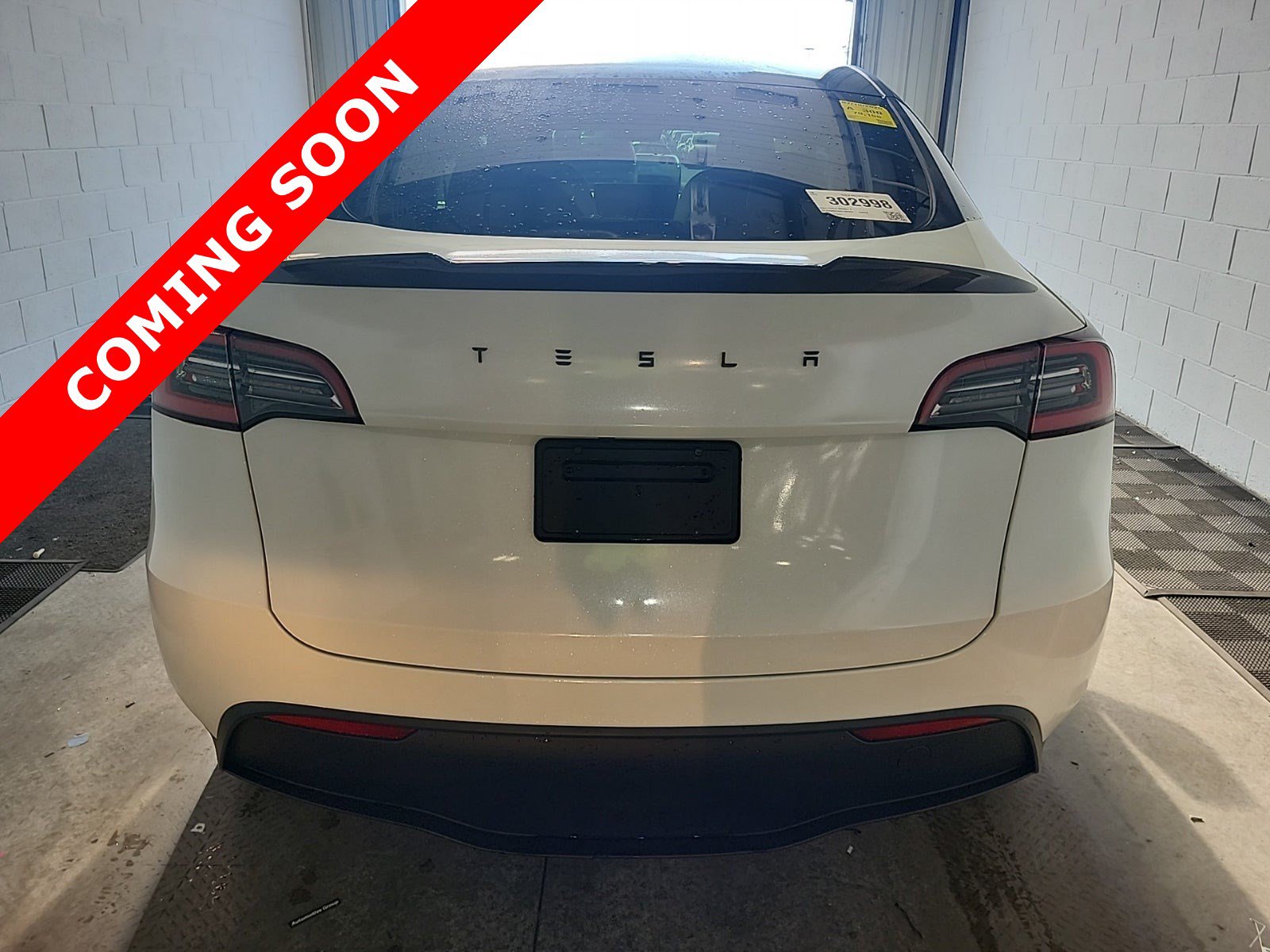 Used 2021 Tesla Model Y Long Range AWD/4WD image 4