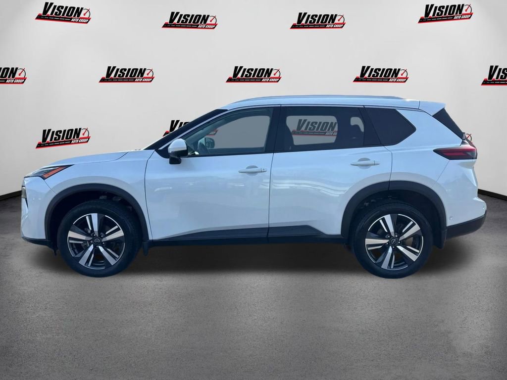 Used 2024 Nissan Rogue SL image 8