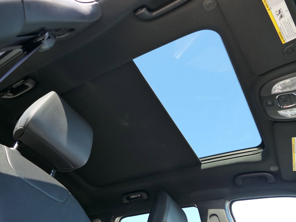 Used 2025 Jeep Compass Limited w/ Driver Assist Group I image 25