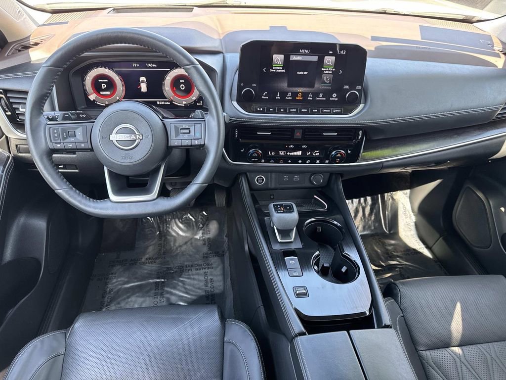 Used 2023 Nissan Rogue Platinum w/ Platinum Premium Package image 21