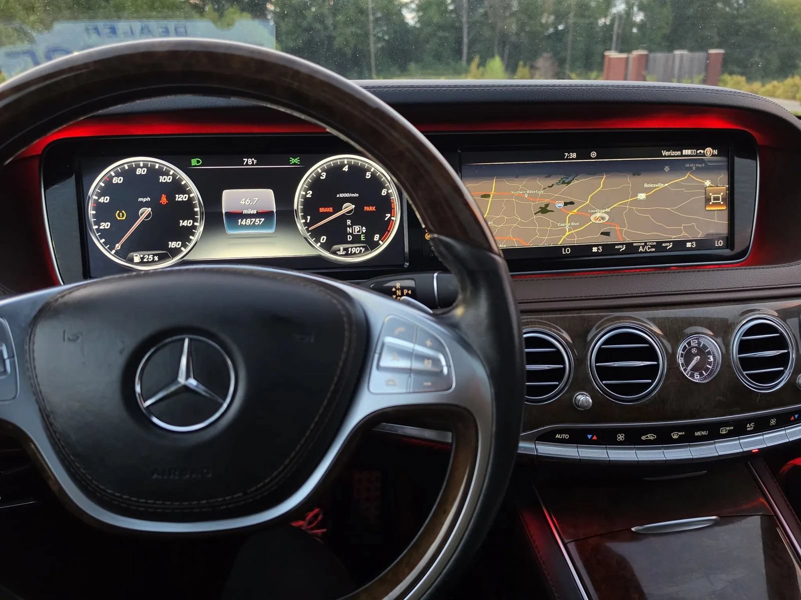 Used 2015 Mercedes-Benz S 550 4MATIC Sedan image 24