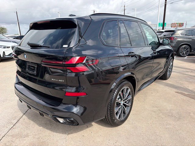 New 2026 BMW X5 xDrive40i w/ M Sport Package AWD/4WD image 4