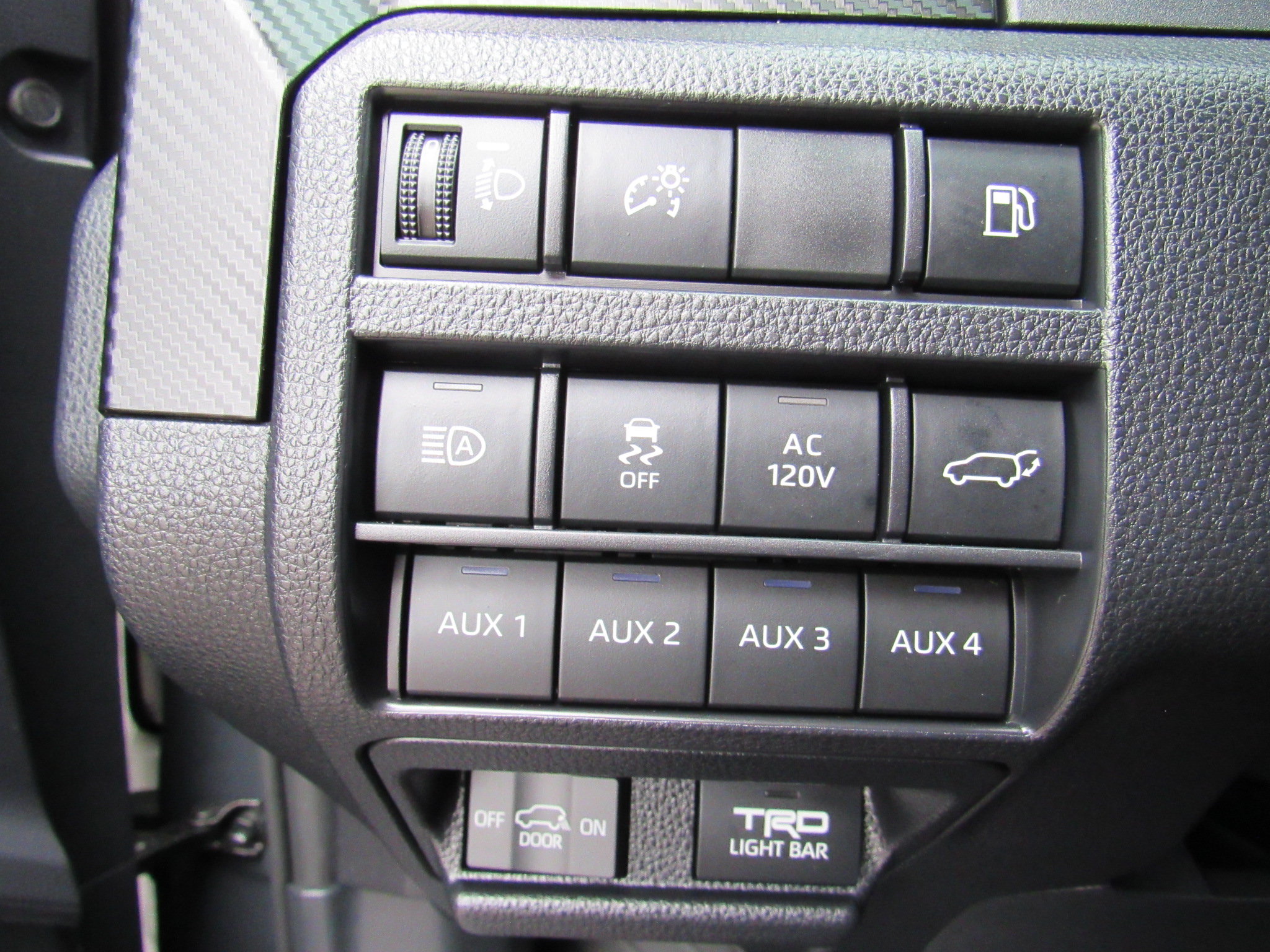 Used 2025 Toyota 4Runner TRD Pro AWD/4WD image 17