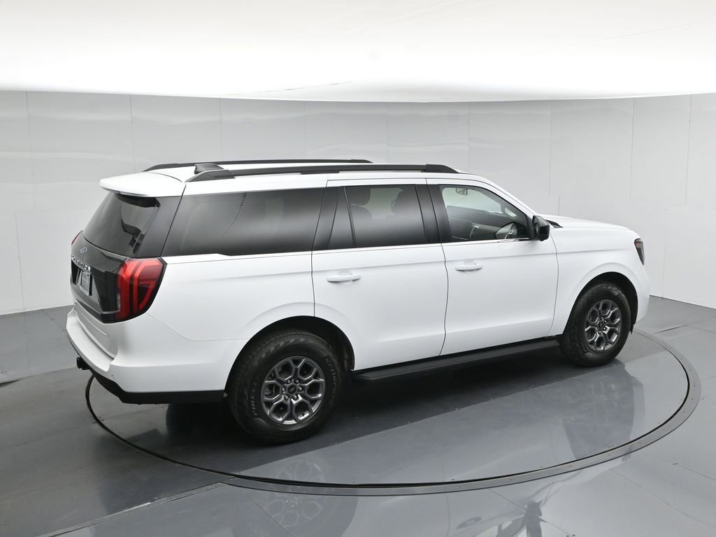 Used 2025 Ford Expedition Active AWD/4WD image 45