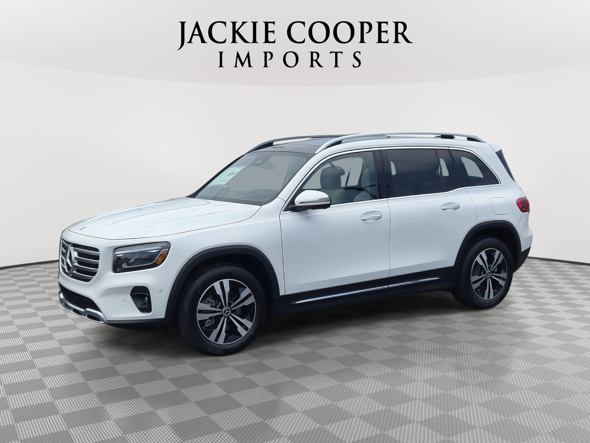 Certified 2025 Mercedes-Benz GLB 250 image 1