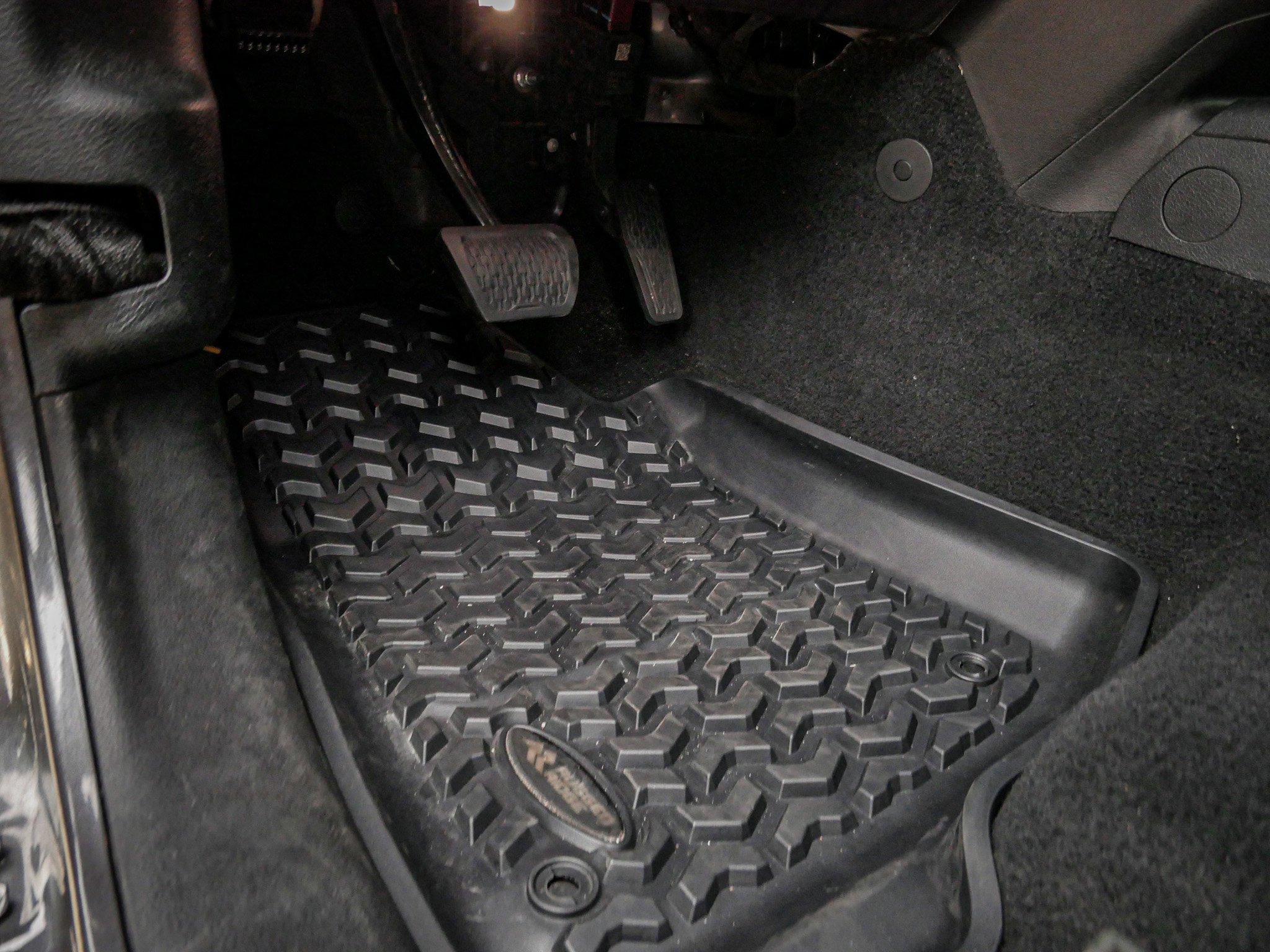 Used 2020 Jeep Wrangler Sport AWD/4WD image 17