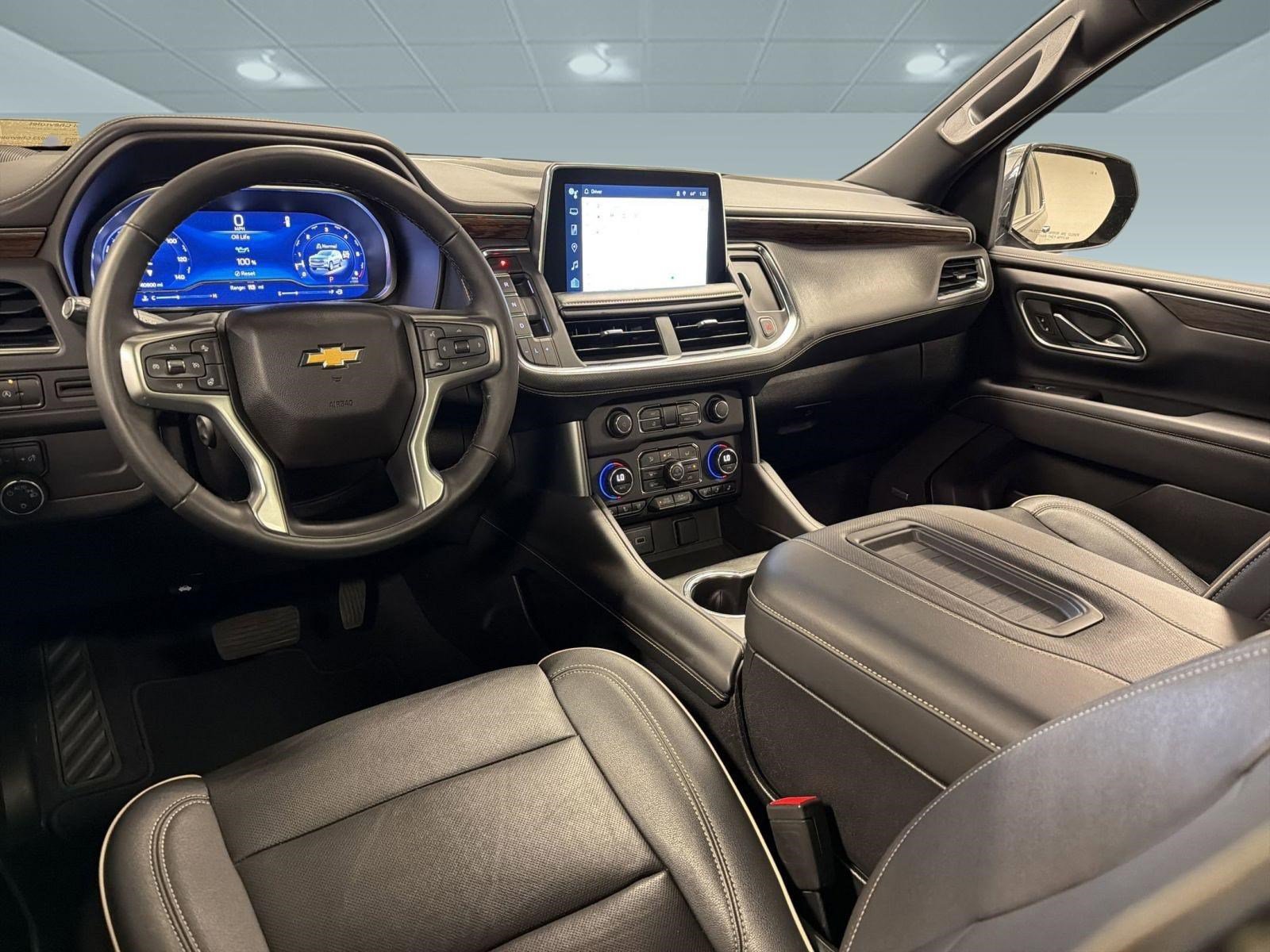 Used 2023 Chevrolet Tahoe Premier AWD/4WD image 28