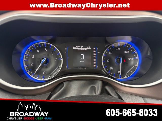 Used 2023 Chrysler Voyager LX image 18
