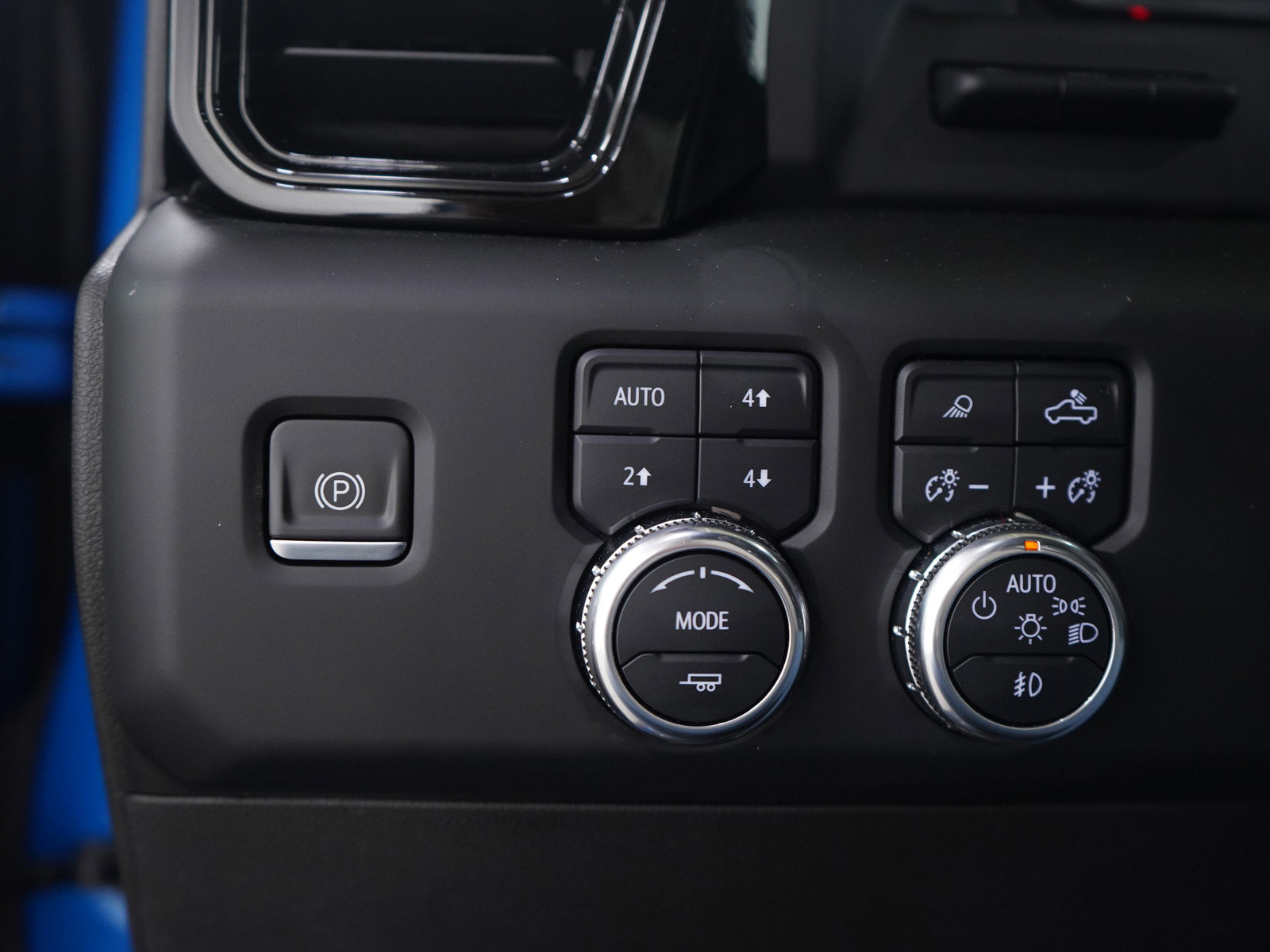 Used 2022 GMC Sierra 1500 AT4 w/ AT4 Premium Package image 28