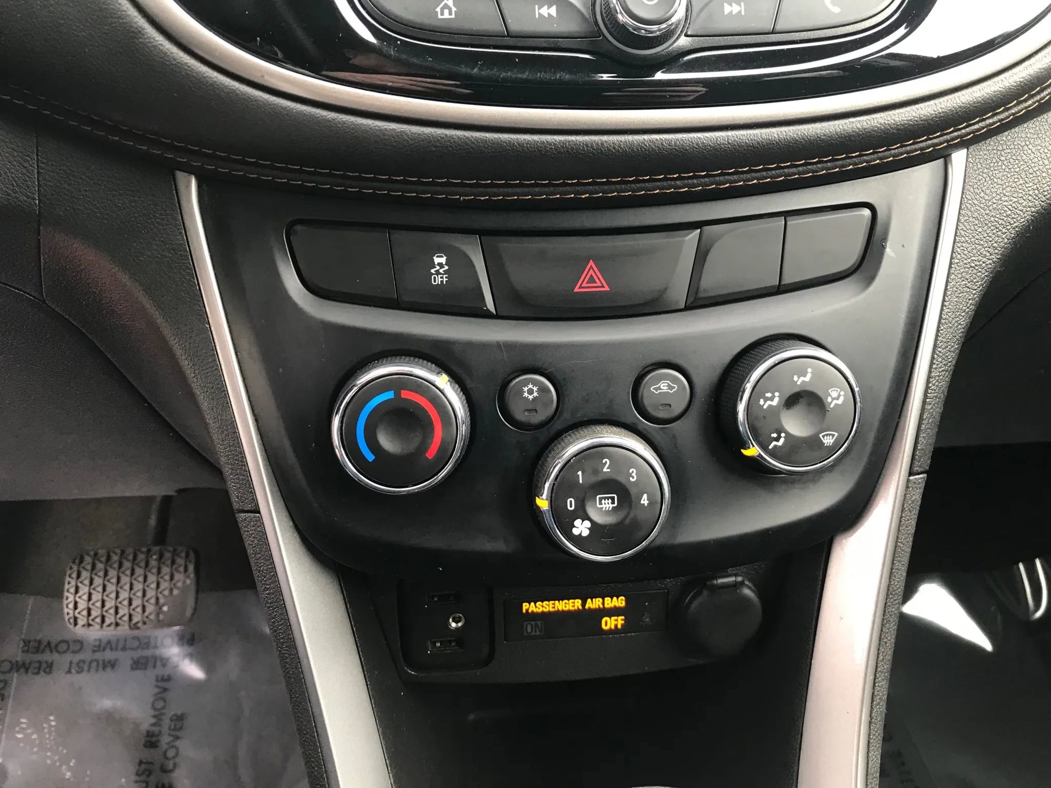 Used 2020 Chevrolet Trax LT image 23
