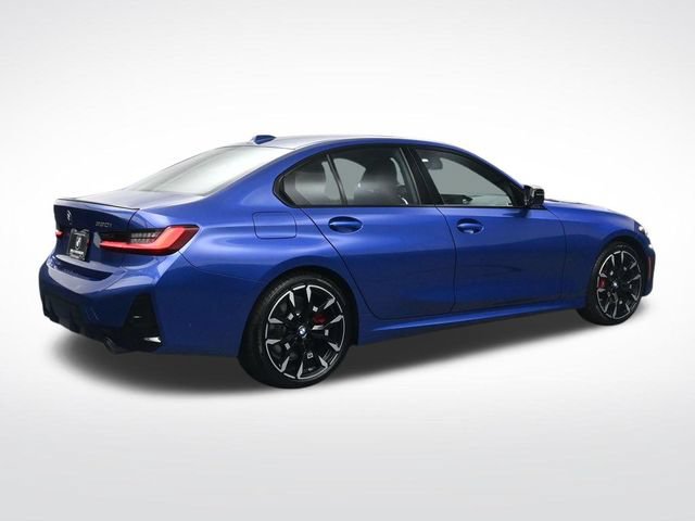 New 2026 BMW 330i xDrive Sedan w/ M Sport Package AWD/4WD image 4