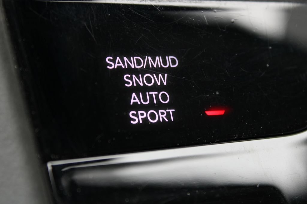 Used 2023 Jeep Grand Cherokee L Limited w/ Luxury Tech Group II AWD/4WD image 19