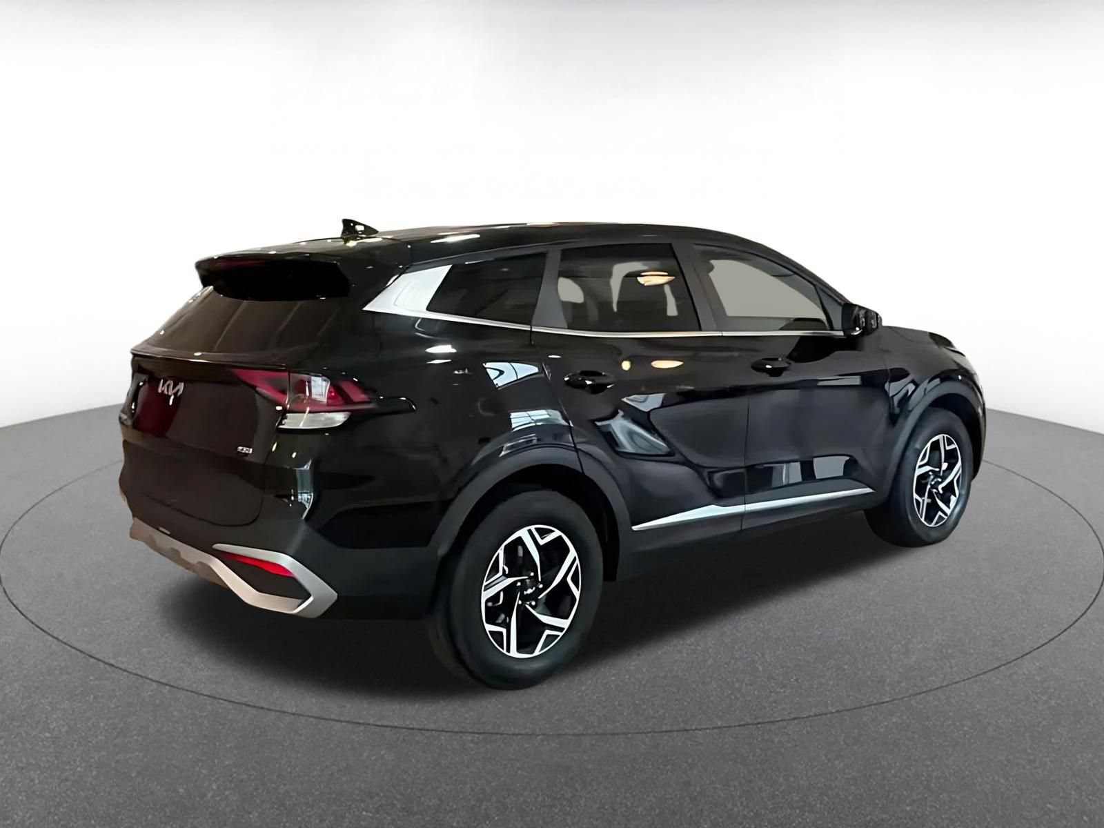 Used 2025 Kia Sportage LX AWD/4WD image 12