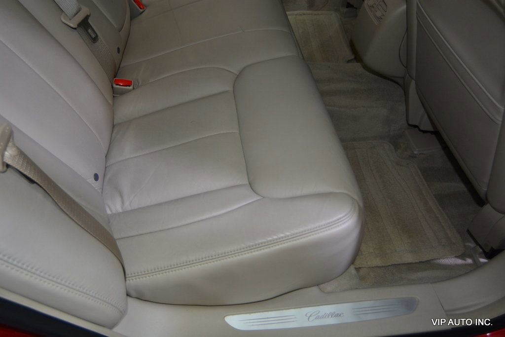 Used 2010 Cadillac DTS image 28