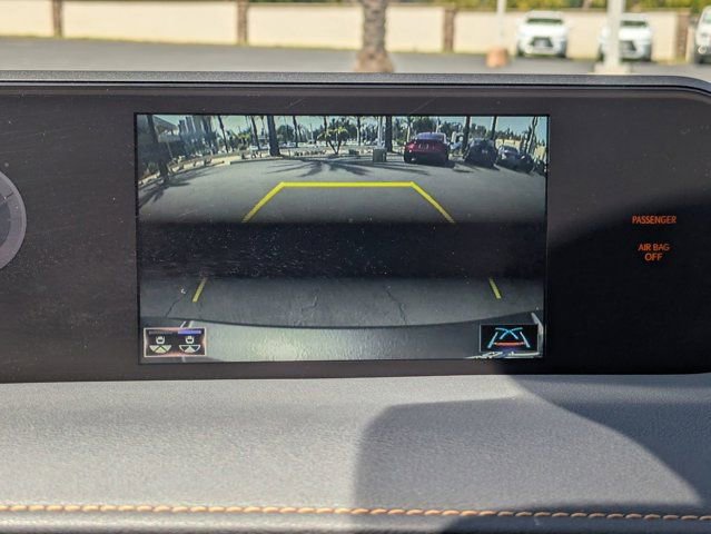 Used 2022 Lexus UX 200 w/ Accessory Package (Z1) FWD image 21