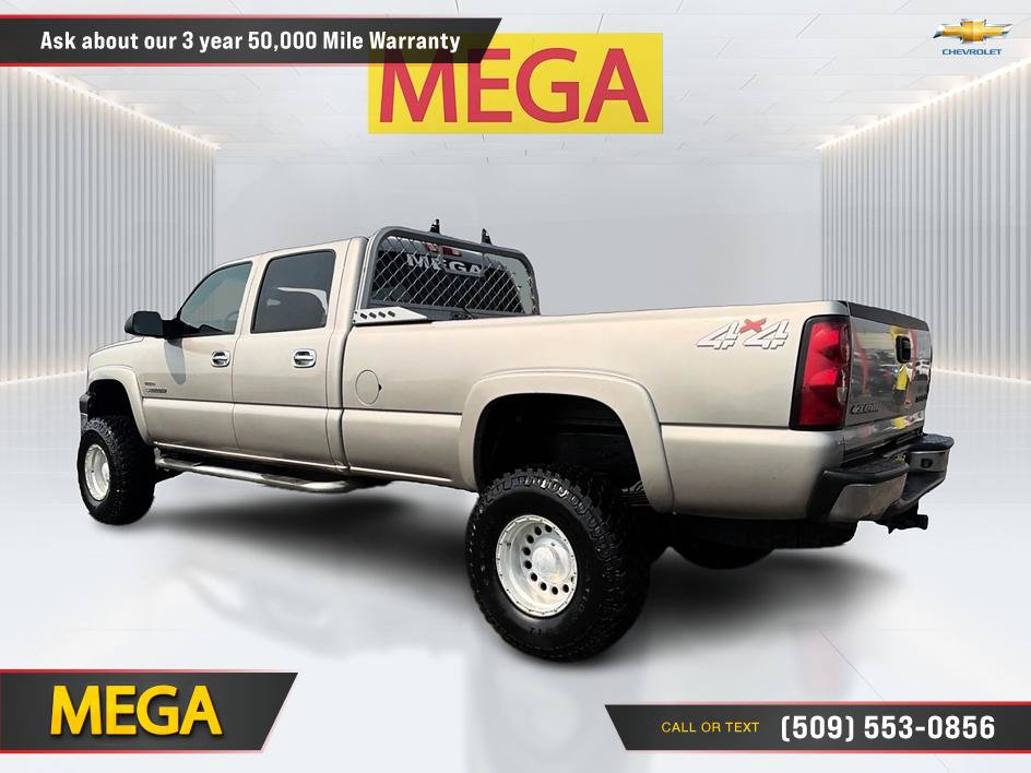 Used 2004 Chevrolet Silverado 2500 LT w/ Skid Plate Package AWD/4WD image 9
