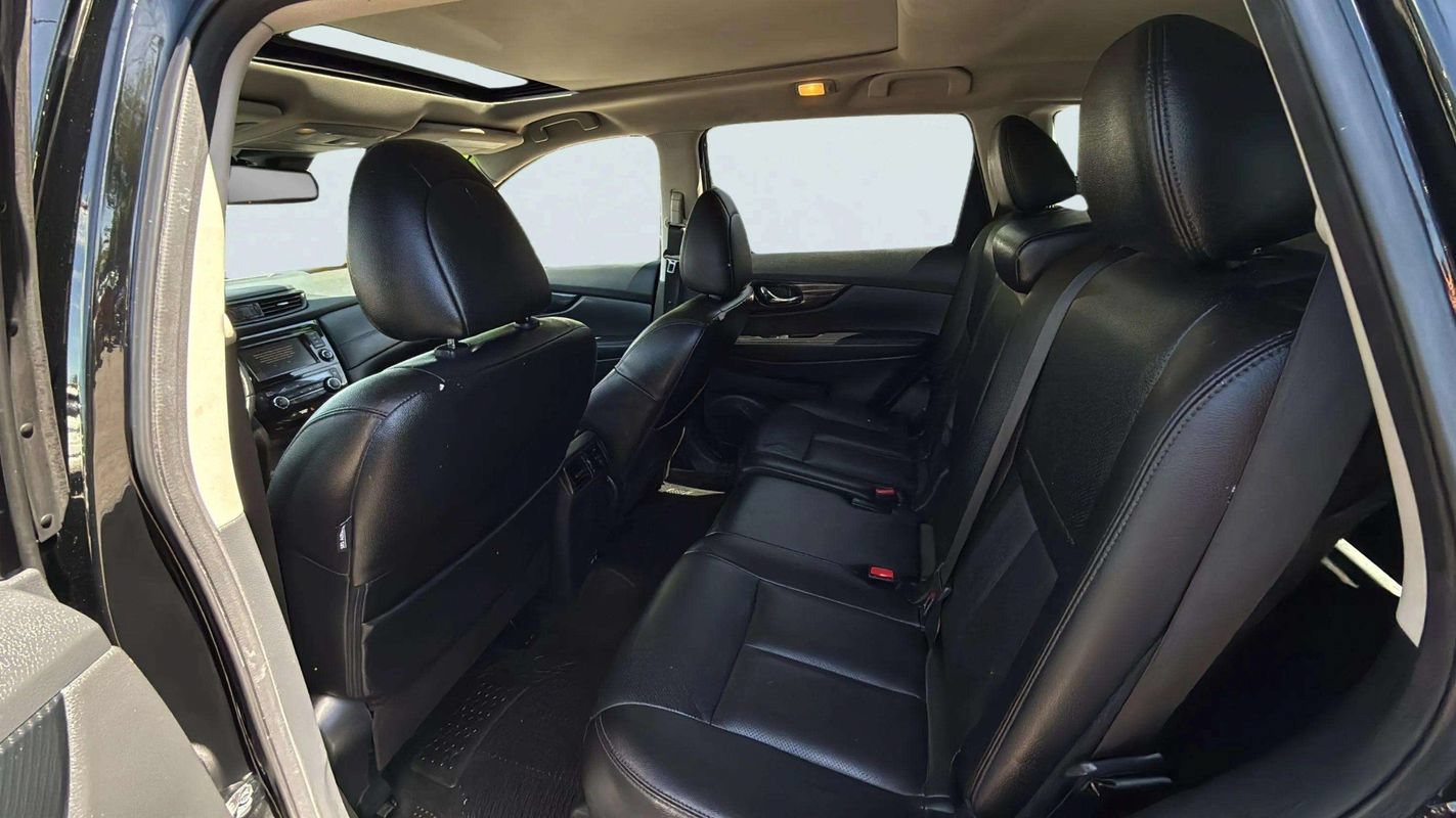 Used 2019 Nissan Rogue SL w/ Premium Package AWD/4WD image 18