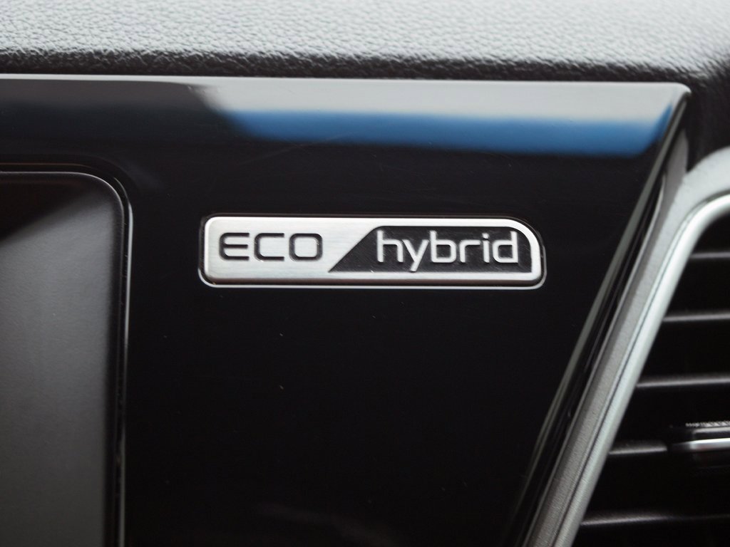 Used 2017 Kia Niro LX image 22