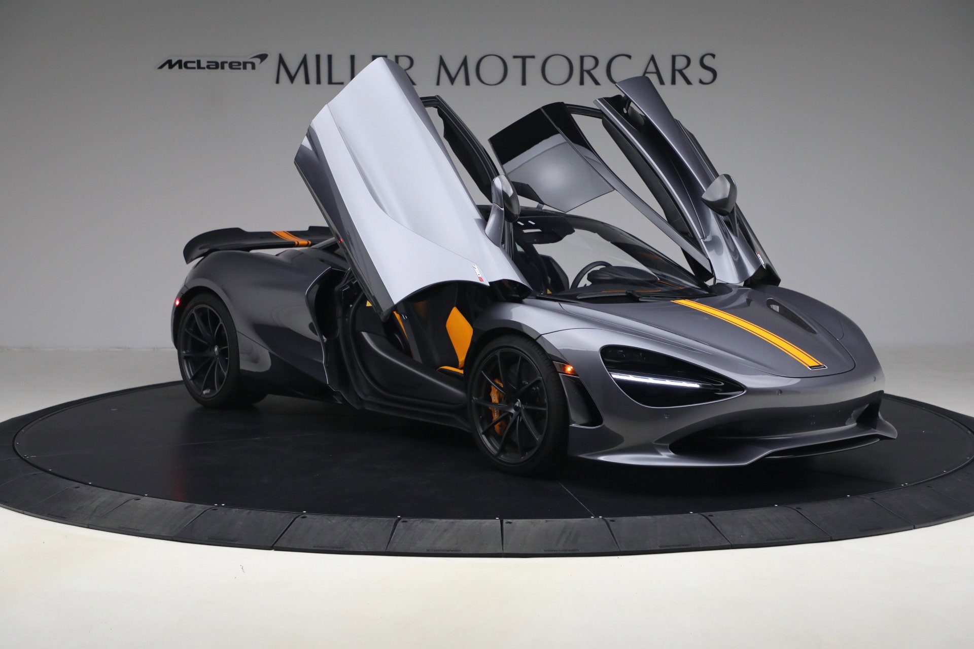 Used 2024 McLaren 750S image 20