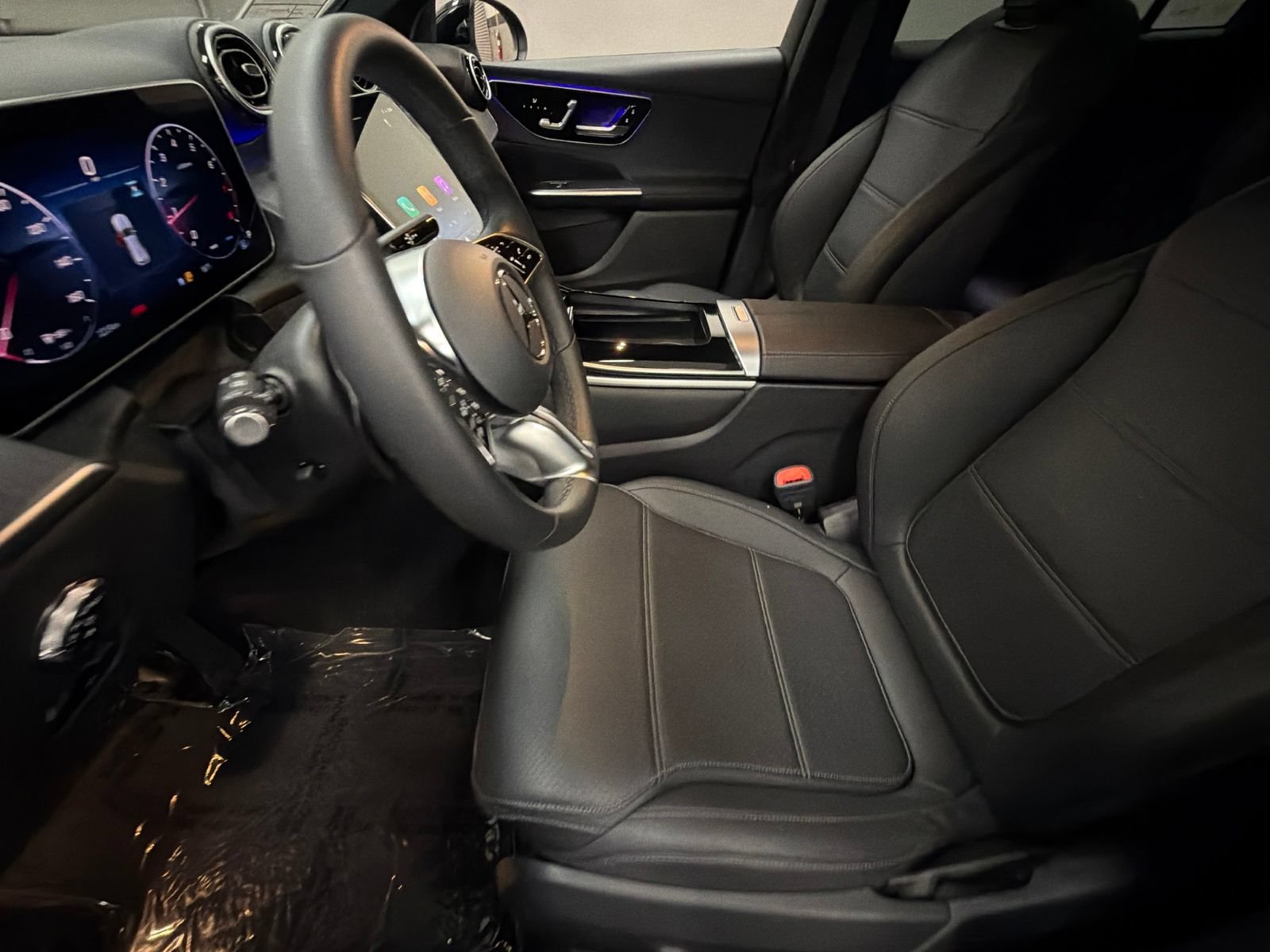 Certified 2026 Mercedes-Benz GLC 300 image 24