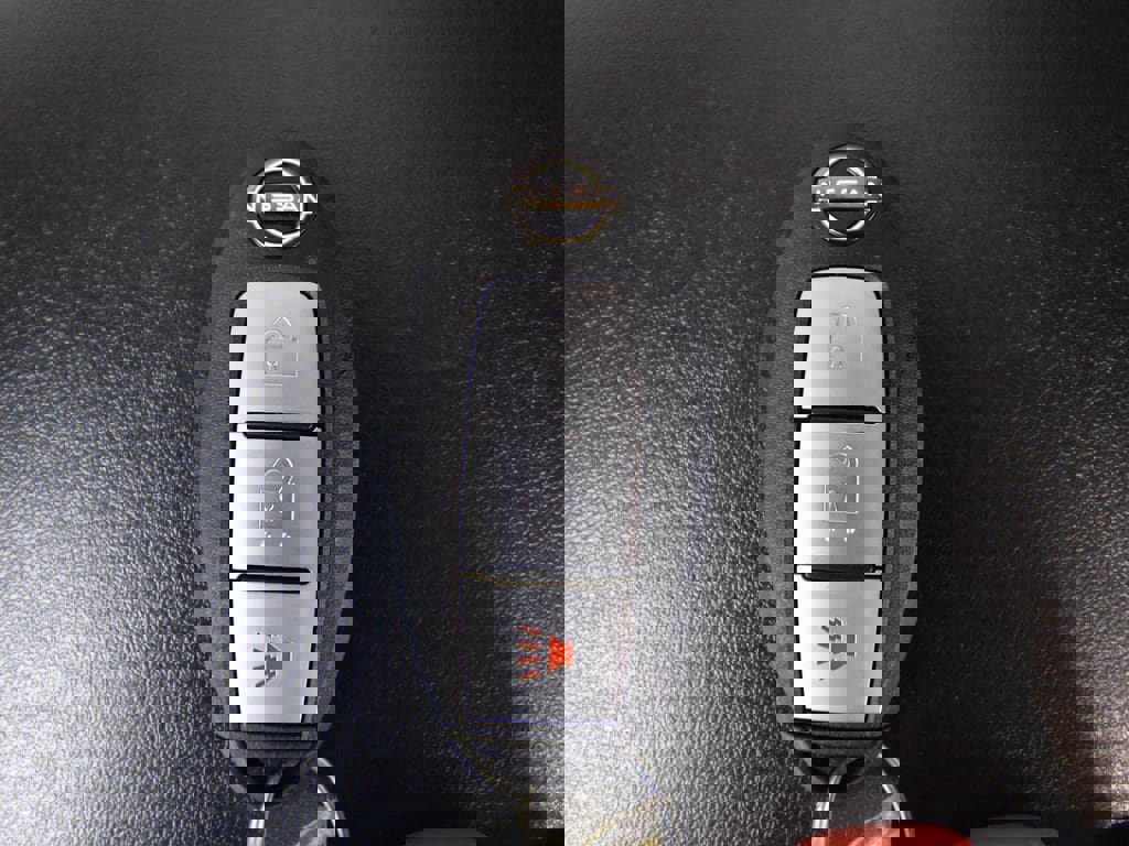 Used 2024 Nissan Frontier PRO-4X w/ Off-Road Protection Package image 33