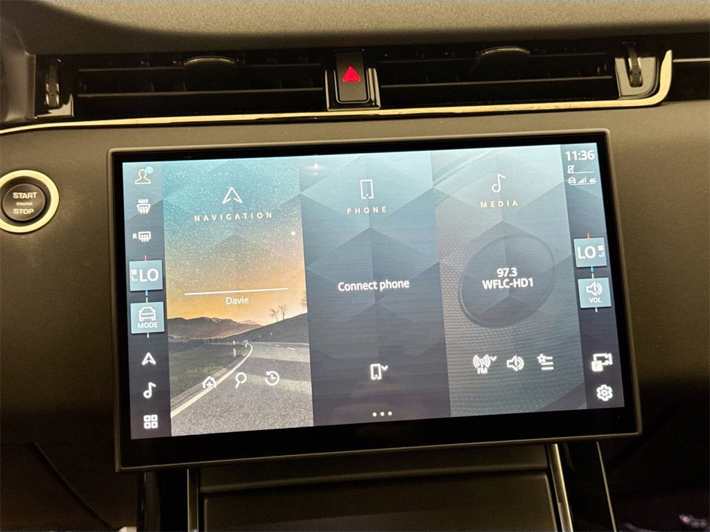 Certified 2024 Land Rover Range Rover Evoque Dynamic SE image 15