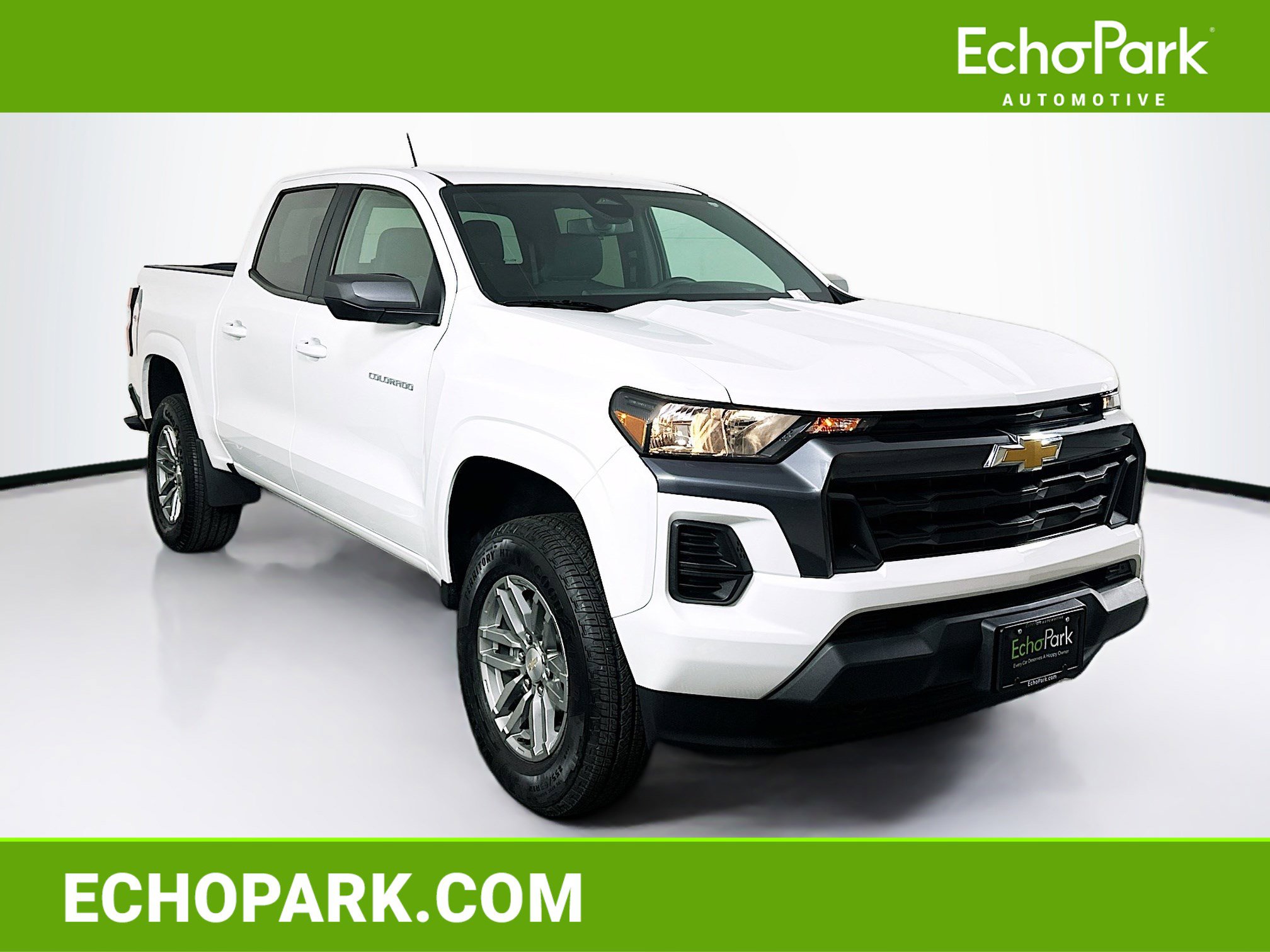 Used 2024 Chevrolet Colorado LT image 1