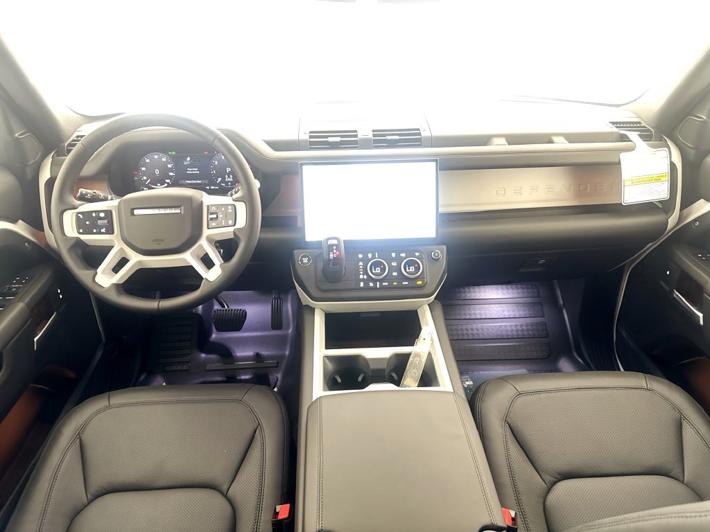 New 2026 Land Rover Defender 130 X-Dynamic SE AWD/4WD image 21