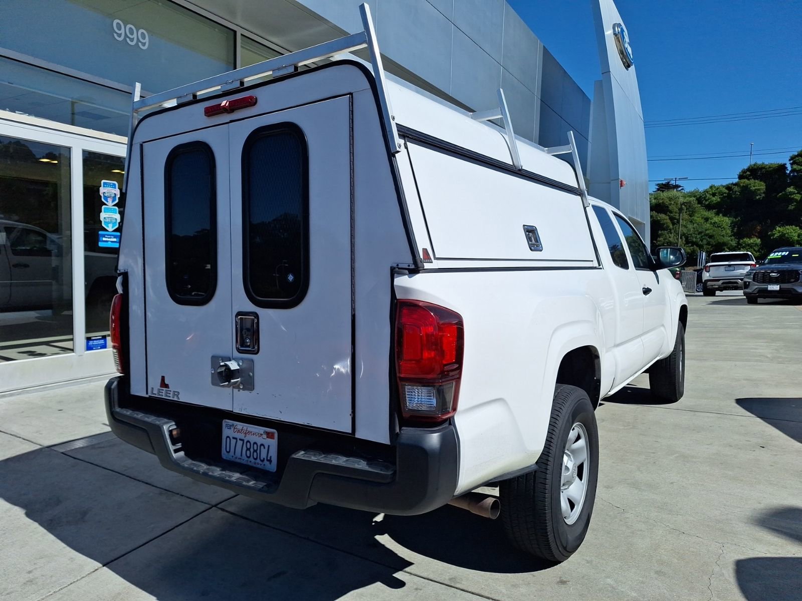 Used 2023 Toyota Tacoma SR image 6