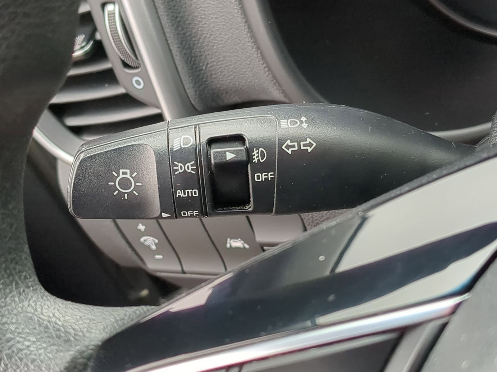 Used 2022 Kia Sportage LX image 28