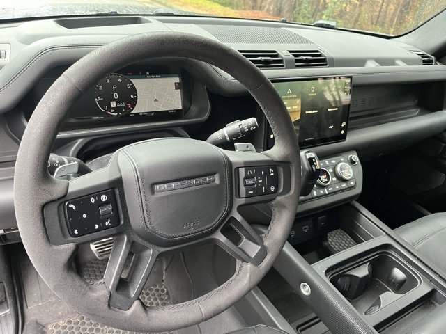 Certified 2024 Land Rover Defender 110 V8 image 6