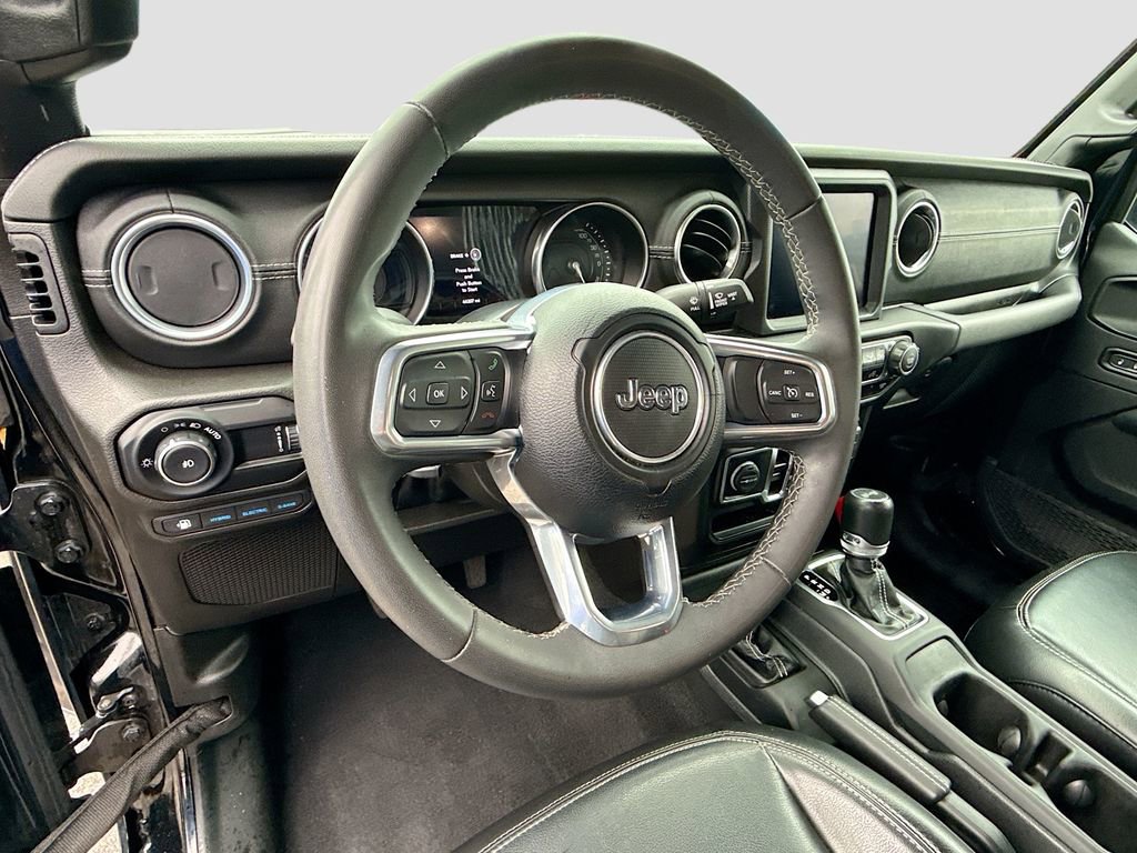 Used 2023 Jeep Wrangler Unlimited Sahara AWD/4WD image 12