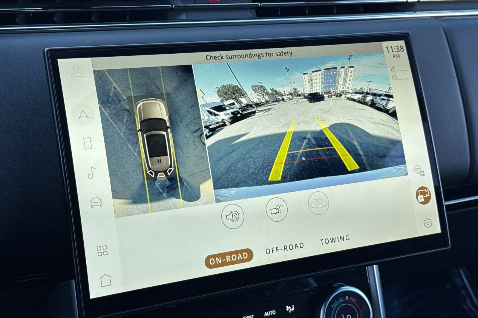 Certified 2023 Land Rover Range Rover SE image 21