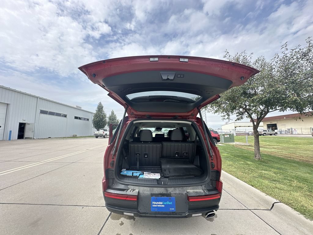 Used 2025 Hyundai Santa Fe SEL AWD/4WD image 25