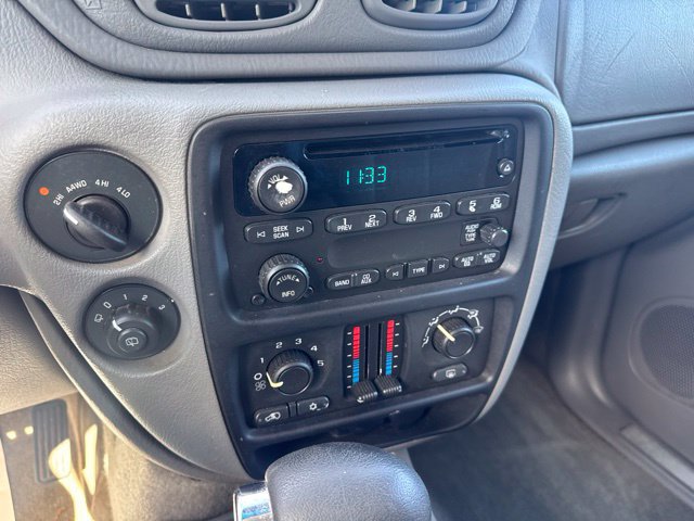Used 2005 Chevrolet TrailBlazer LS w/ LS Preferred Equipment Group AWD/4WD image 18