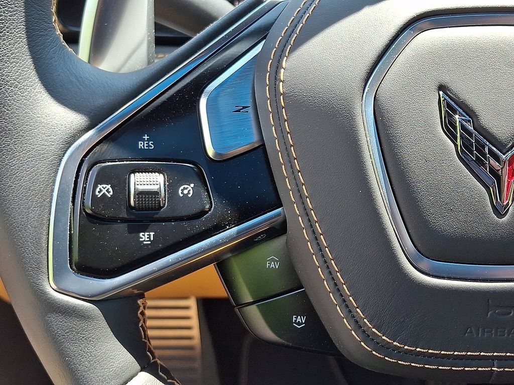 Used 2022 Chevrolet Corvette Stingray Premium Cpe w/ Z51 Performance Package RWD image 21